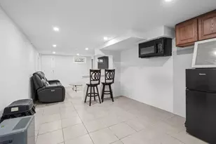 596 Terrace Pl, Baldwin, NY 11510 - Photo 17
