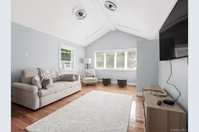 596 Terrace Place, Baldwin, NY 11510 - Photo 11