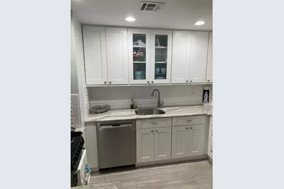 780 W Broadway #2E, Long Beach, NY 11561 - Photo 9