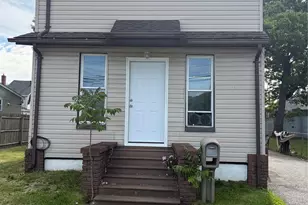 48 Penataquit Ave, Bay Shore, NY 11706 - Photo 7