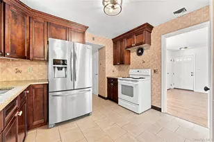 58 S Ketcham Ave, Amityville, NY 11701 - Photo 9