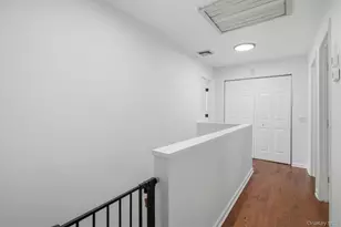81 Overlook Dr, Valhalla, NY 10595 - Photo 17
