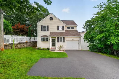 81 Overlook Drive, Valhalla, NY 10595 - Photo 1