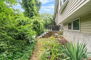 107 W Farm Dr, Melville, NY 11747 - Photo 5