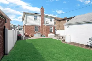 73-07 185th St, Fresh Meadows, NY 11366 - Photo 31
