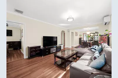 7307 185th Street, Fresh Meadows, NY 11366 - Photo 5