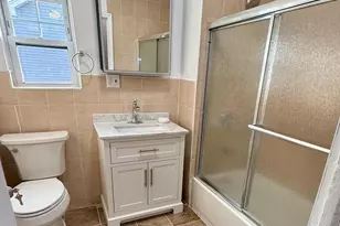 421 Roquette Ave, Floral Park, NY 11001 - Photo 21