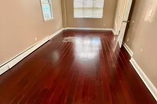 421 Roquette Ave, Floral Park, NY 11001 - Photo 7