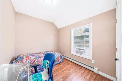 24 Wiggins Avenue, Patchogue, NY 11772 - Photo 17
