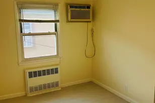 146-18 25th Dr, Whitestone, NY 11354 - Photo 9