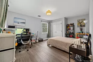 14 MacKay Way, Roslyn, NY 11576 - Photo 15