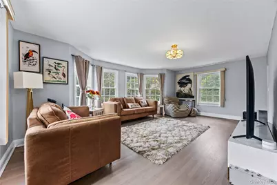 14 Mackay Way, Roslyn, NY 11576 - Photo 5
