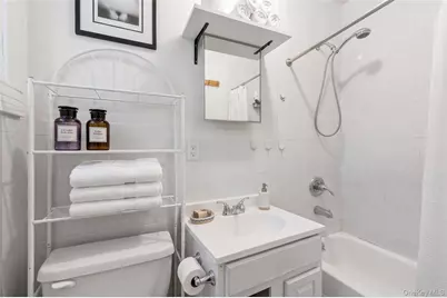1822 Putnam Avenue, Ridgewood, NY 11385 - Photo 7