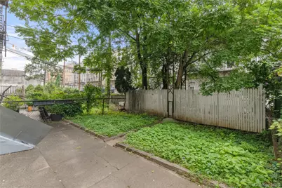 1822 Putnam Avenue, Ridgewood, NY 11385 - Photo 11