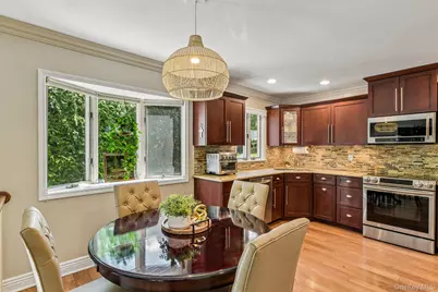 59 Derby Place, Smithtown, NY 11787 - Photo 9