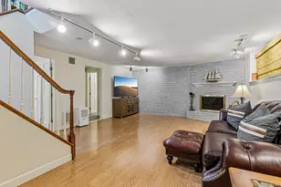59 Derby Pl, Smithtown, NY 11787 - Photo 27