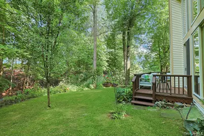 12 Westhaven Lane, White Plains, NY 10605 - Photo 33