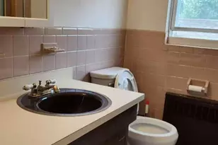 18-08 Murray St 2Fl, Whitestone, NY 11357 - Photo 1
