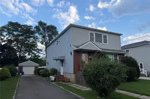 2829 Elm St, Oceanside, NY 11572 - Photo 3