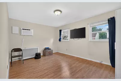 179 Sterling Road, Elmont, NY 11003 - Photo 15