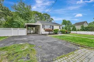 12 Dover Ave, Mastic, NY 11950 - Photo 5