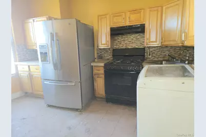 633 Baker Avenue, Bronx, NY 10460 - Photo 27