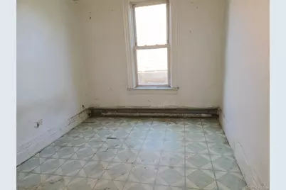 633 Baker Avenue, Bronx, NY 10460 - Photo 25