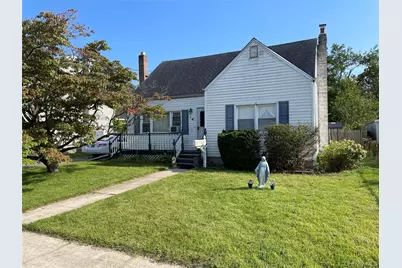 16 Heathcote Road, Lindenhurst, NY 11757 - Photo 1