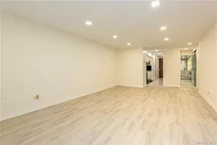 100 Great Neck Rd, Great Neck, NY 11021 - Photo 3