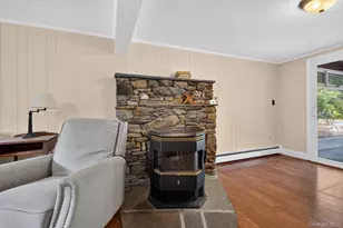 9 Debra Hill Rd, Poughkeepsie, NY 12603 - Photo 31