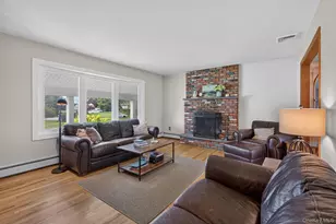 9 Debra Hill Rd, Poughkeepsie, NY 12603 - Photo 3