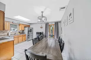 43 Wavecrest Dr, Mastic Beach, NY 11951 - Photo 7