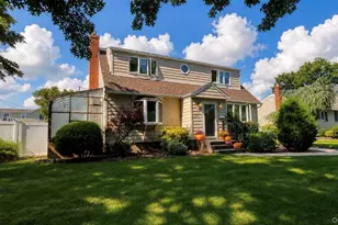 3995 New Rd, Seaford, NY 11783 - Photo 3
