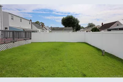 1491 Clay Street, Elmont, NY 11003 - Photo 21