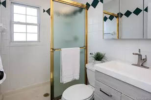 1491 Clay St, Elmont, NY 11003 - Photo 11
