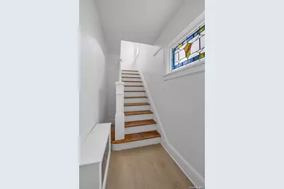 25 N 12th Street, New Hyde Park, NY 11040 - Photo 3