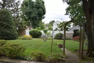 93 Avenue C, Port Washington, NY 11050 - Photo 5
