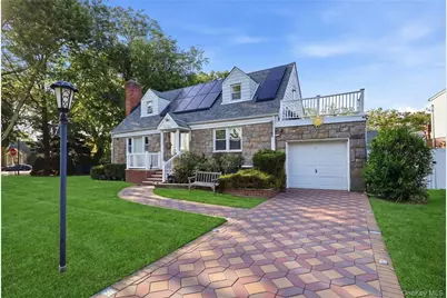 47 Sperry Court, New Hyde Park, NY 11040 - Photo 3