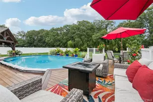 406 Carnation Dr, Shirley, NY 11967 - Photo 35