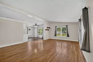 43 Palm Dr, Bloomingburg, NY 12721 - Photo 7