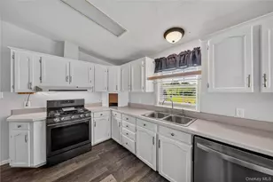 43 Palm Dr, Bloomingburg, NY 12721 - Photo 21