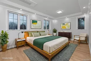 27-09 Utopia Pkwy, Flushing, NY 11358 - Photo 9