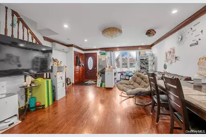 6906 Fresh Meadow Lane, Fresh Meadows, NY 11365 - Photo 3