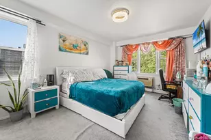 87-15 165th St, Jamaica, NY 11432 - Photo 9