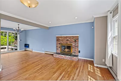 17 Sea Ridge Court, Huntington, NY 11743 - Photo 9