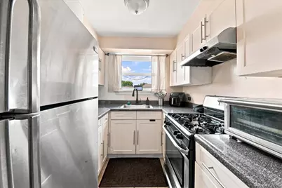 841 Swinton Avenue, Bronx, NY 10465 - Photo 5