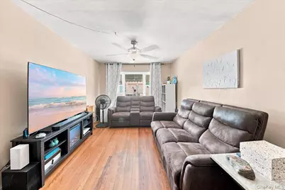 841 Swinton Avenue, Bronx, NY 10465 - Photo 9