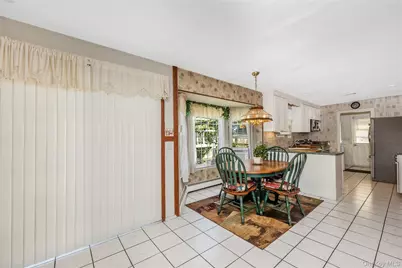 11 Shade Tree Lane, Patchogue, NY 11772 - Photo 15