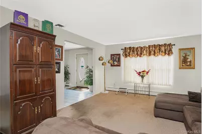 11 Shade Tree Lane, Patchogue, NY 11772 - Photo 11