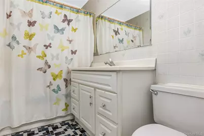 11 Shade Tree Lane, Patchogue, NY 11772 - Photo 23